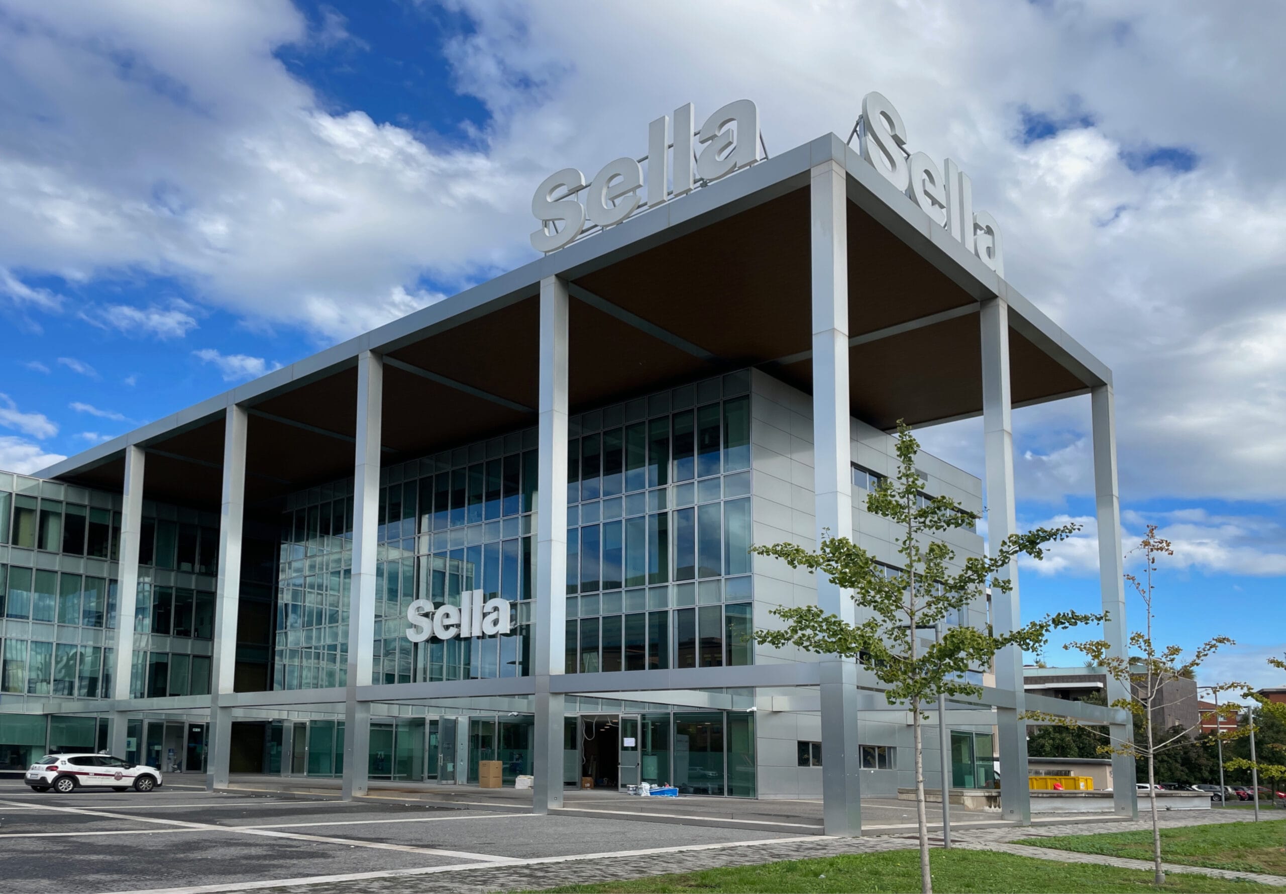 Kepatz | Real Estate, Project Management, General Contractor - succursale Banca Sella a Brescia